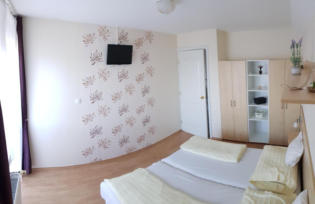 Szaloky Apartmanhaz Gyenesdiás エクステリア 写真