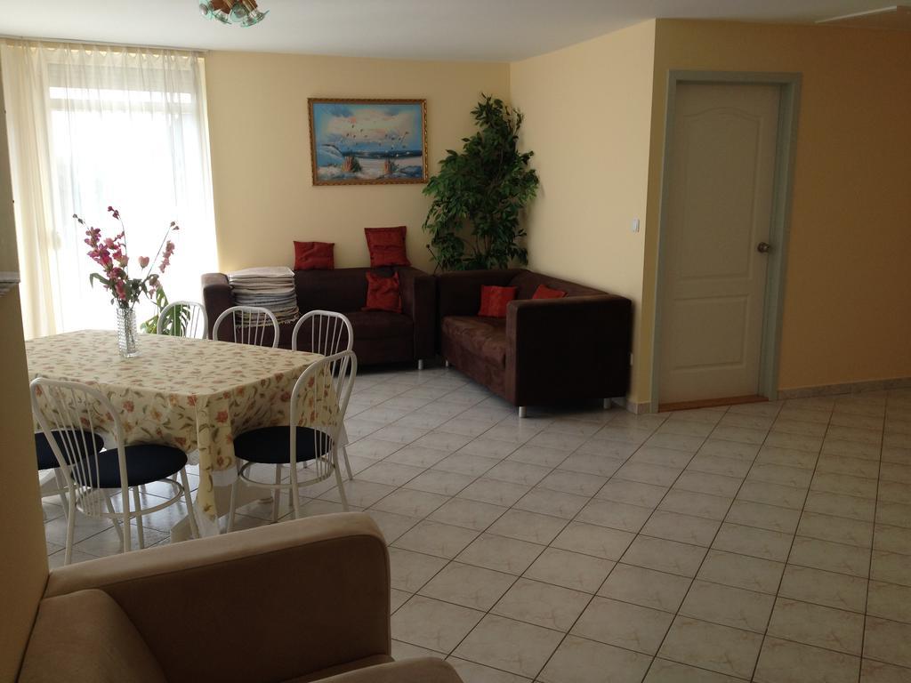Szaloky Apartmanhaz Gyenesdiás エクステリア 写真