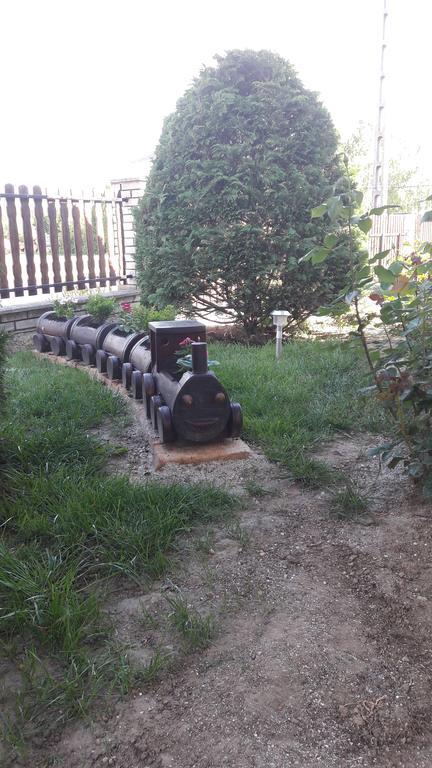 Szaloky Apartmanhaz Gyenesdiás エクステリア 写真