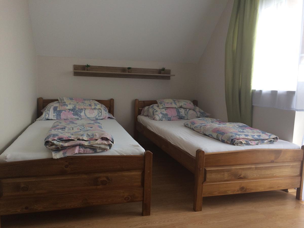 Szaloky Apartmanhaz Gyenesdiás エクステリア 写真